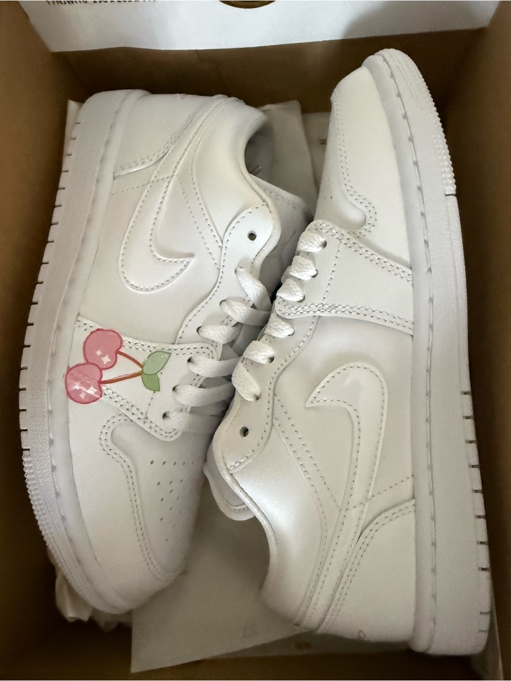 Nike air Jordan White Low-Top Sneakers with Pink Cherry Accent size 6